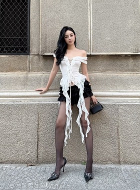 越南正品代购LSOUL蕾丝拼接一字肩不规则飘带上衣蛋糕裙辣妹套装