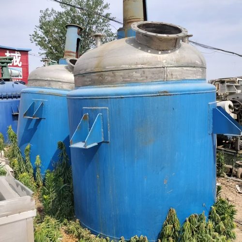 可加工定制立式不锈钢反应设备  10吨反应设备 工业反应釜