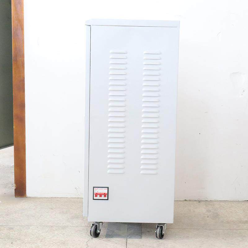 稳380压V系列24142三相压器高精度自动交流稳压器稳电源SJW-15K全VA