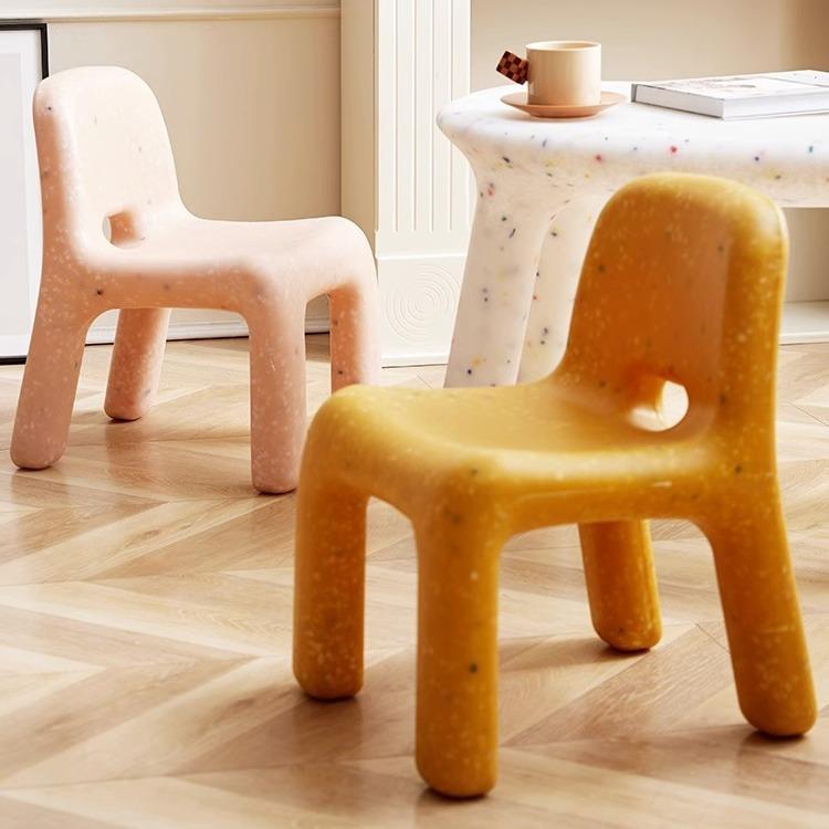 靠幼儿园儿童GTM桌小椅子卡通小孩背家用椅组料合网红塑矮凳可爱