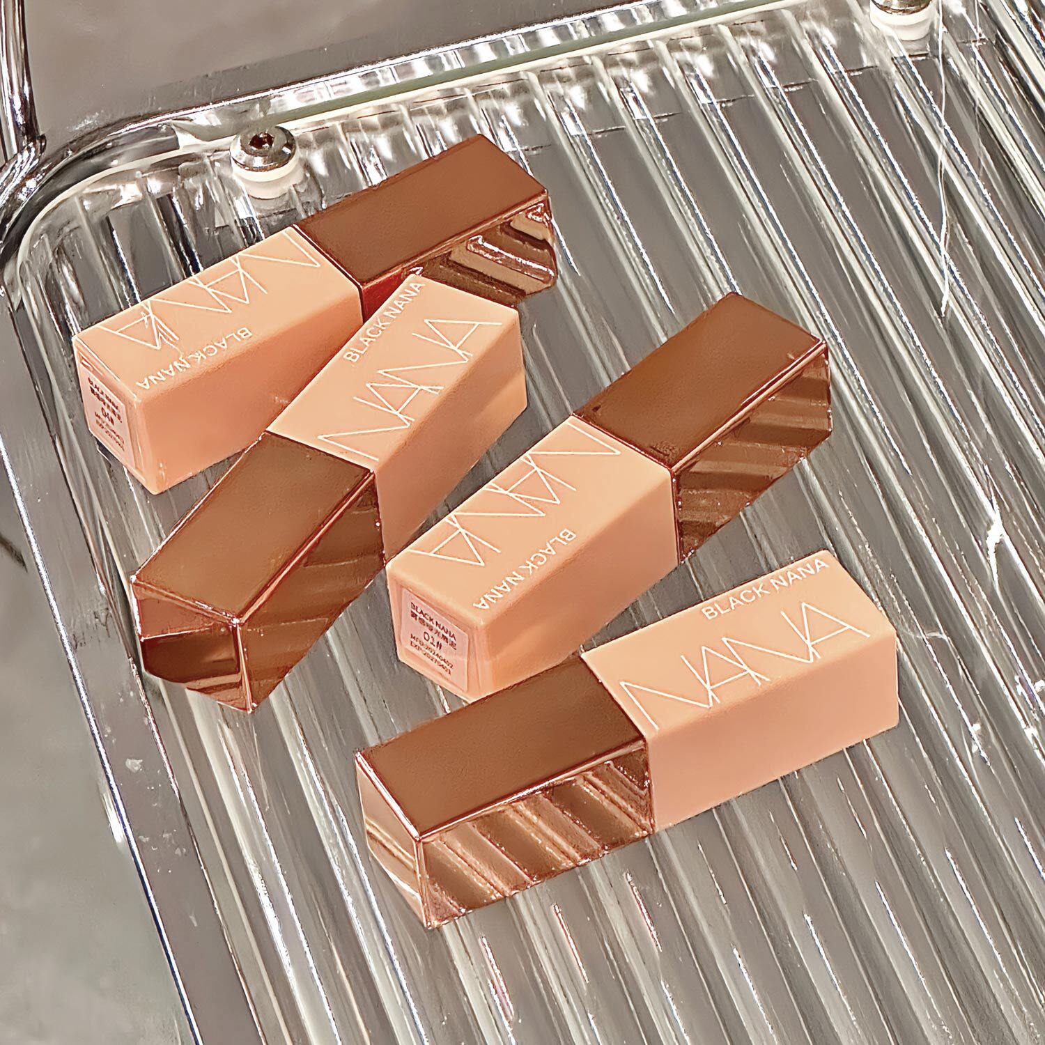 BLACK NANA新品唇釉低饱和灰粉色哑光丝绒雾面学生唇釉显白口红