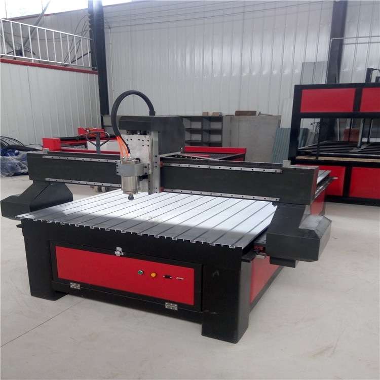 销售 木工数控雕刻机 橱柜家具木门雕刻机 1325单头雕刻机