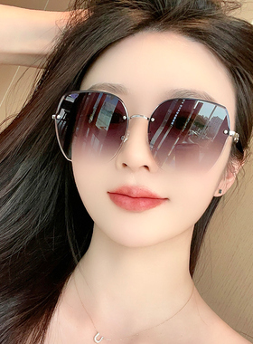 速发无镜款2024新款时尚显脸小高级感防紫外线防晒墨近太框视