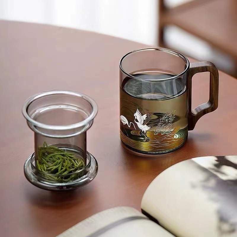 加厚胡桃木玻璃泡茶杯内胆过滤茶水分离家用办公三件杯烟灰轻奢杯
