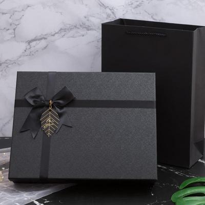 high-end gift box, cardboard boxes rectangular contracted