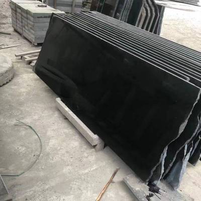 中国黑石材自然面 蒙古黑石材流水板花岗岩庭院地铺石板黑色墓碑
