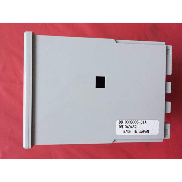 温控仪   DB1030B005-G1A     DB1000B