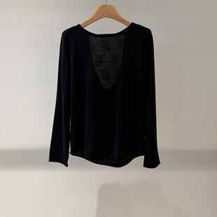 arioseo品艾诺丝官方旗舰店2026年春新款黑色圆领长袖针织衫上衣