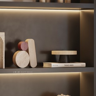 侘寂风原木复古民宿墙壁层架开放格差异感软装配饰氛围感酒柜摆件