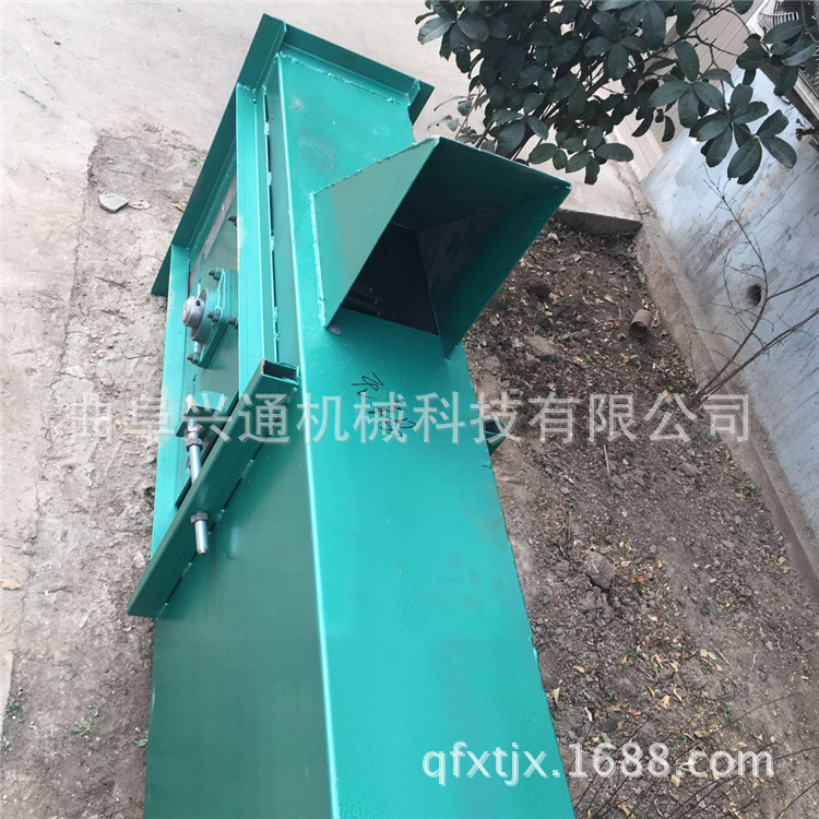 矿粉垂直上料机 封闭式螺旋片输送机 耐磨钢斗链条式提升机