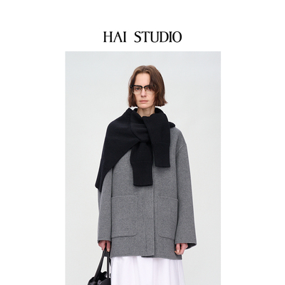 HAI STUDIO2025秋冬新品女士撞色披肩宽松短大衣假两件围巾领外套