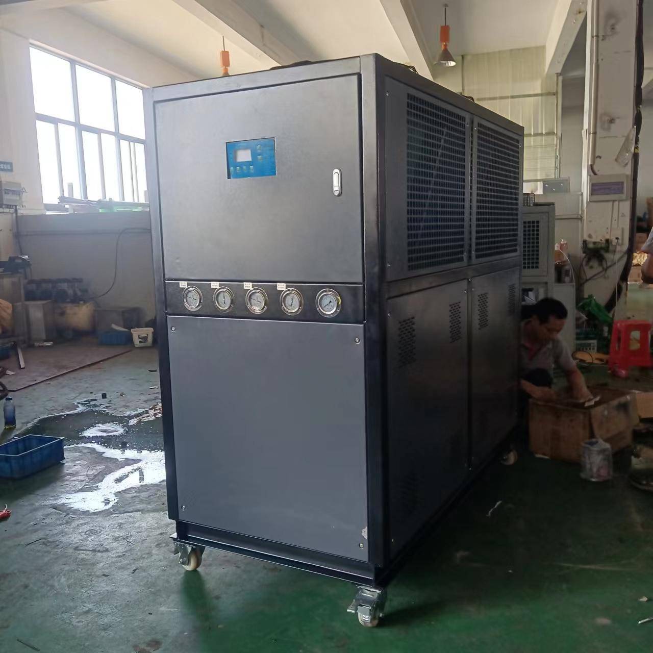 KRB-15AD风冷式冷水机工业制冷机苏州冷水机冷水机模具降