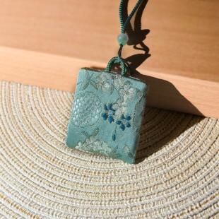 装儿童护身符袋袋福袋香囊平安空小袋子宝宝随身织锦保护套香包