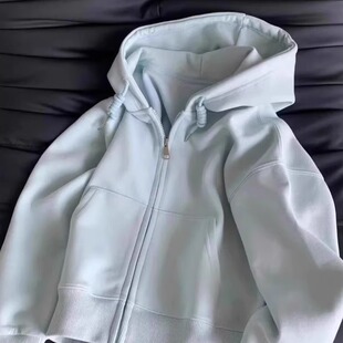 超显白奶里奶气韩系穿搭短款卫衣外套女连帽卫衣薄款拉链开衫外穿