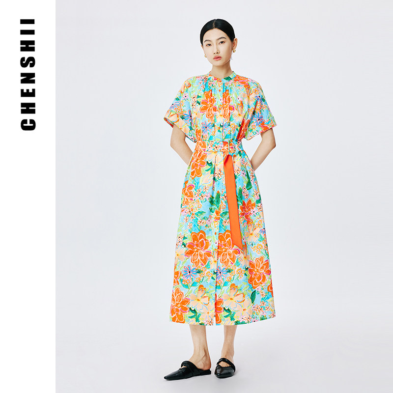 CHENSHII官方 2026春夏新款设计感优雅立领连肩褶饰连衣裙女