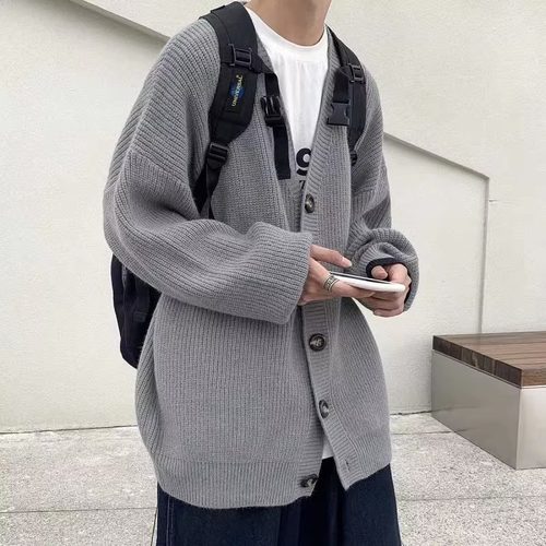 特大码300斤春秋款日系V领针织衫