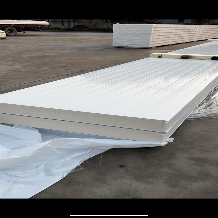 聚氨酯机制板PIR冷库板供应B1级阻燃高密度冷库板隔断保温板