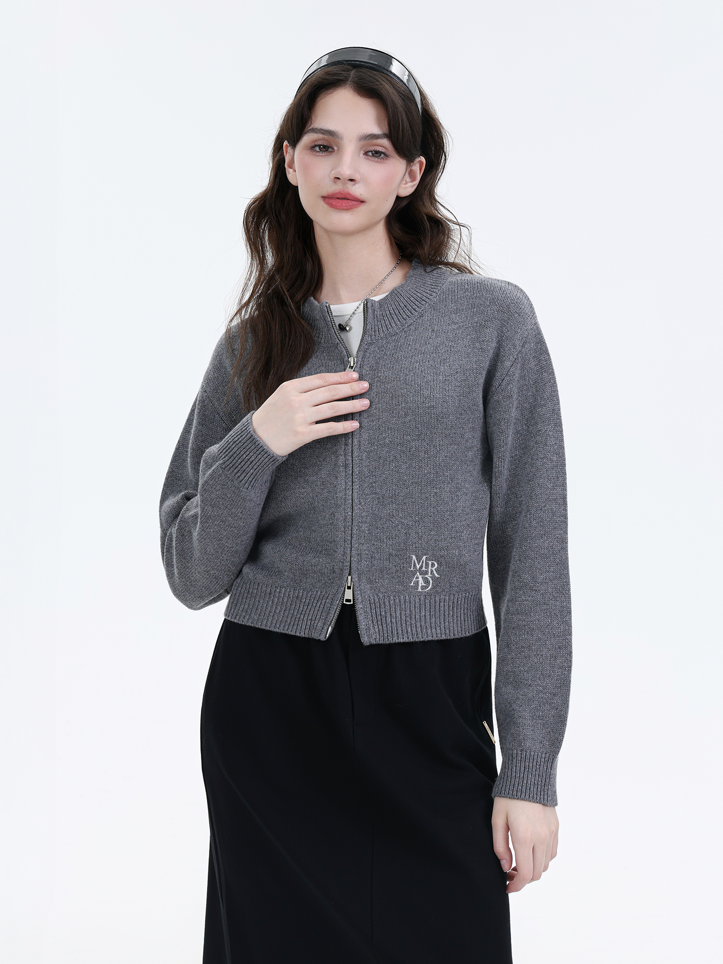 Mardi简约刺绣休闲百搭针织开衫上衣25秋冬季新款高级感软糯毛衣