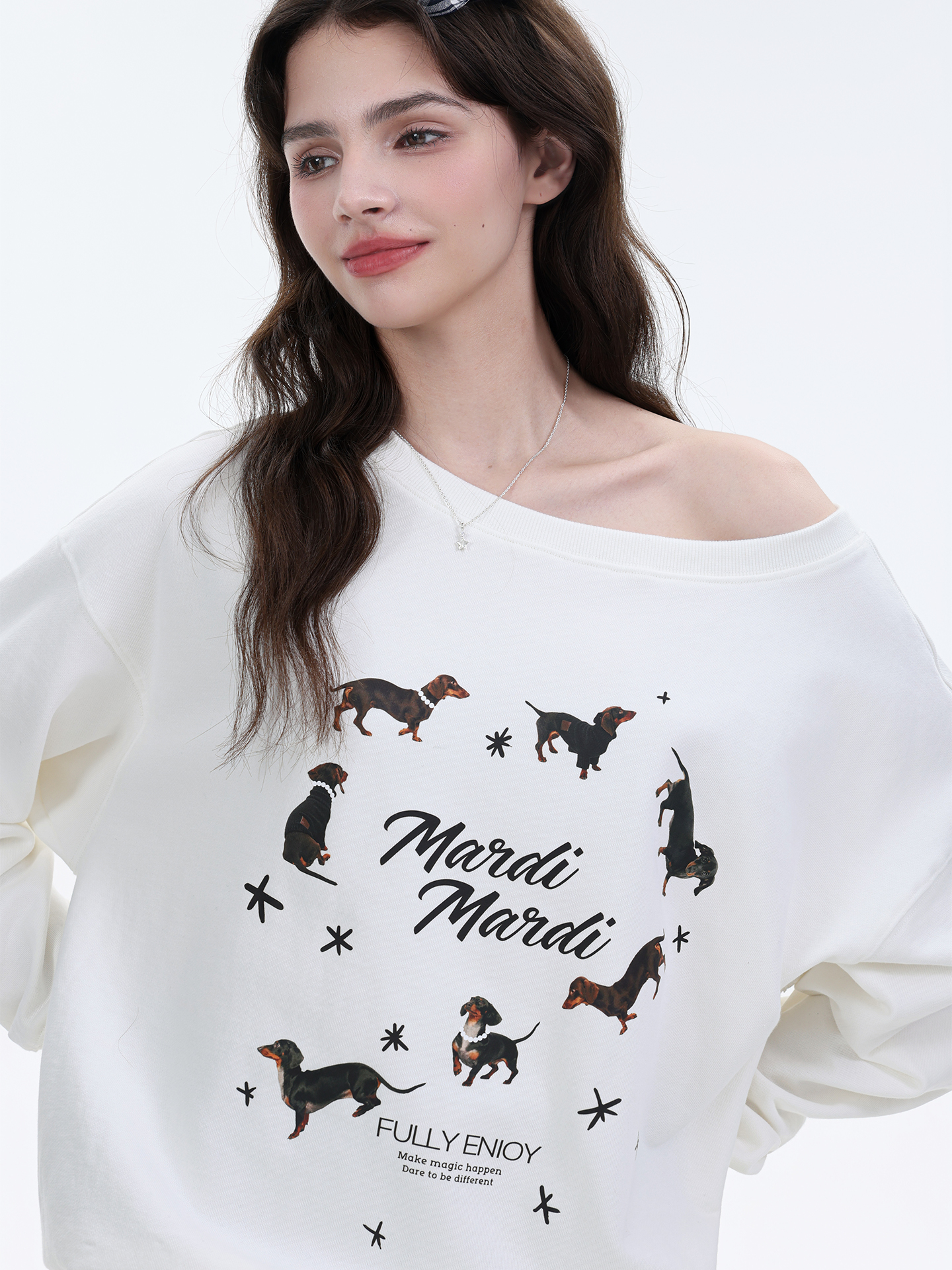 Mardi韩系慵懒风斜肩长袖T恤女25秋季新款设计感时尚印花休闲卫衣