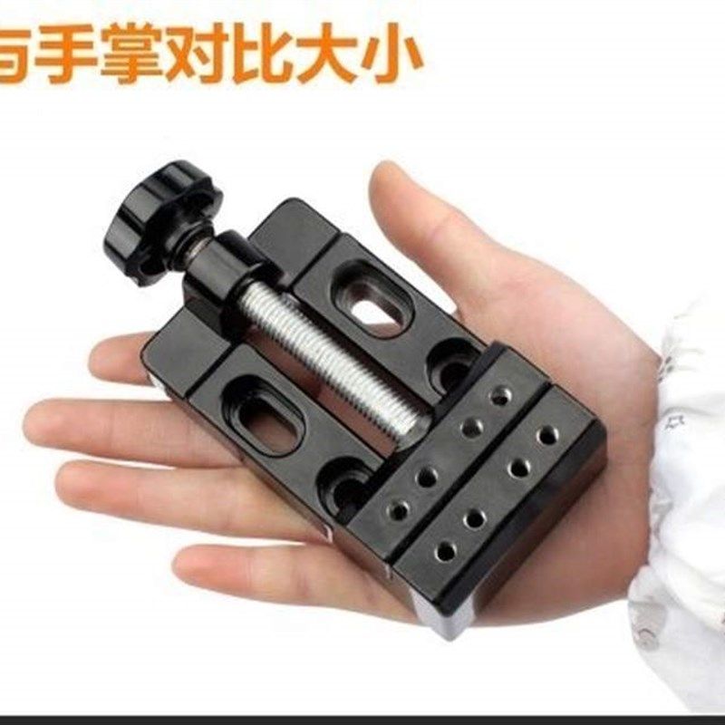 重型家用包邮小型桌虎钳工作台夹具迷你台钳 台虎钳 钳子平口钳,农机/农具/农膜,灌溉工具,淘宝优惠券,粉丝福利购,淘宝优惠卷
