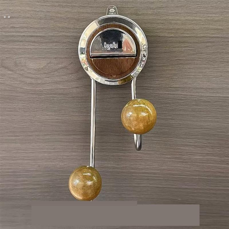 高级感吸盘挂钩家用墙上无痕粘钩免打孔挂勾粘钩强力钩子浴室挂钩