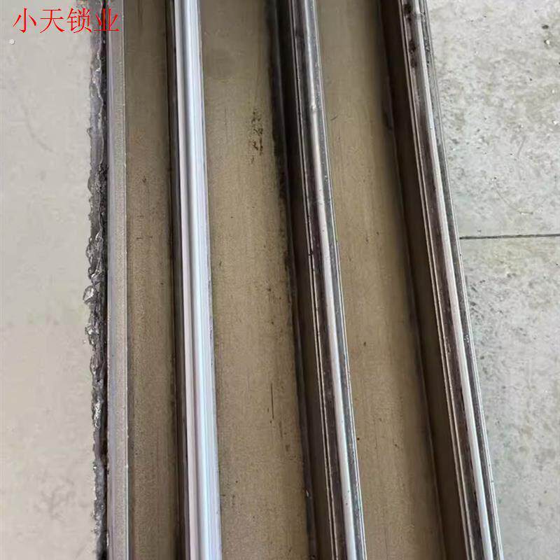 塑钢窗凸轨道推拉窗户滑轨移门移窗滑轮导轨下轨道加厚铝轨.