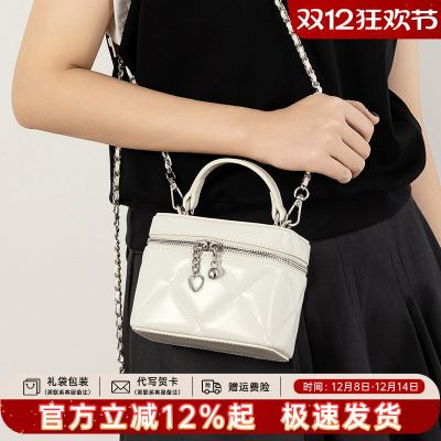 天美意女包2025新款斜挎包时尚百搭链条盒子包高级通勤手提单肩包