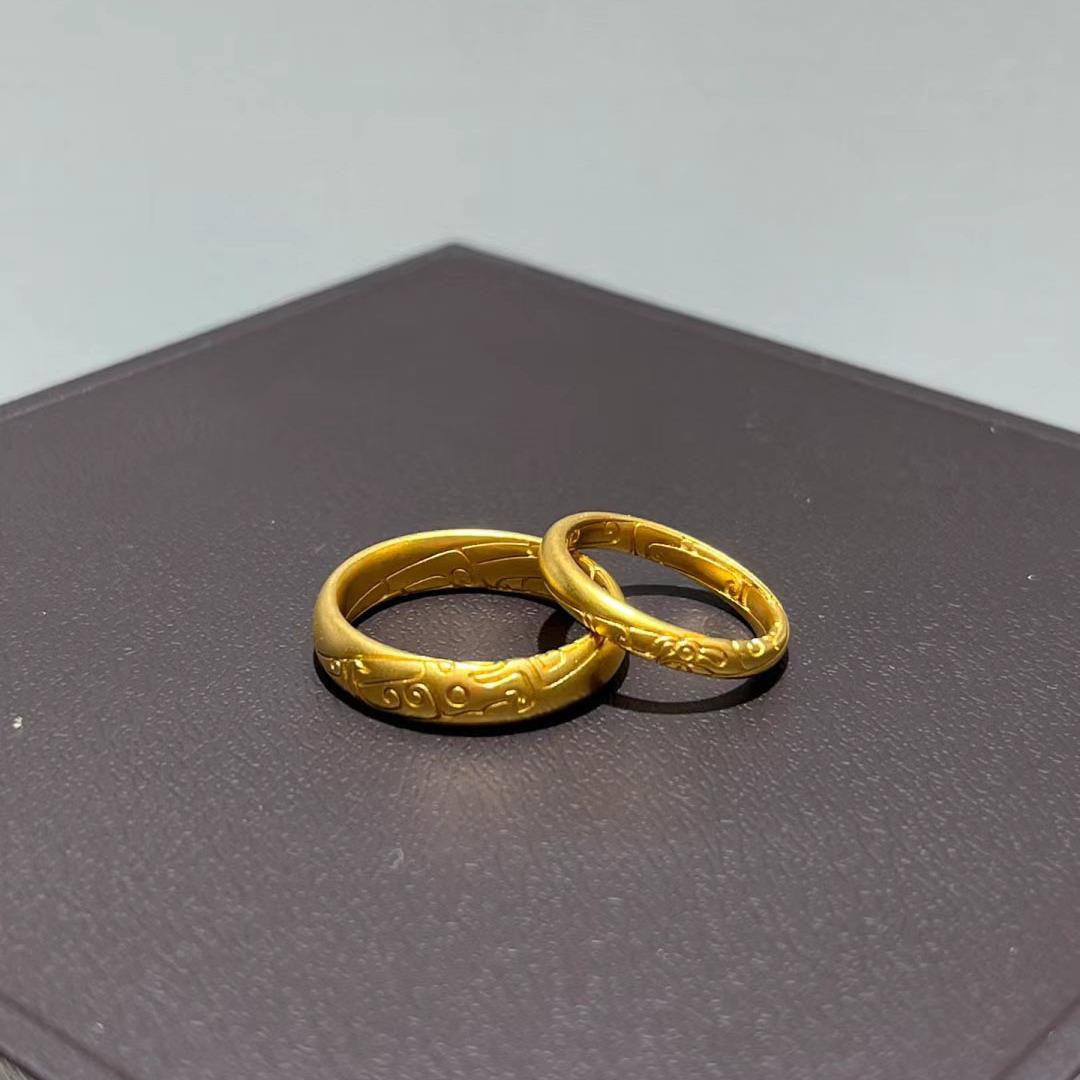 黄金色祥云情侣一对戒指时尚气质显白高级感新款复古潮流女款指环