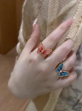 黄金色古法仿珐琅彩色蝴蝶戒指女镶嵌锆石戒指送女友老婆生日礼物