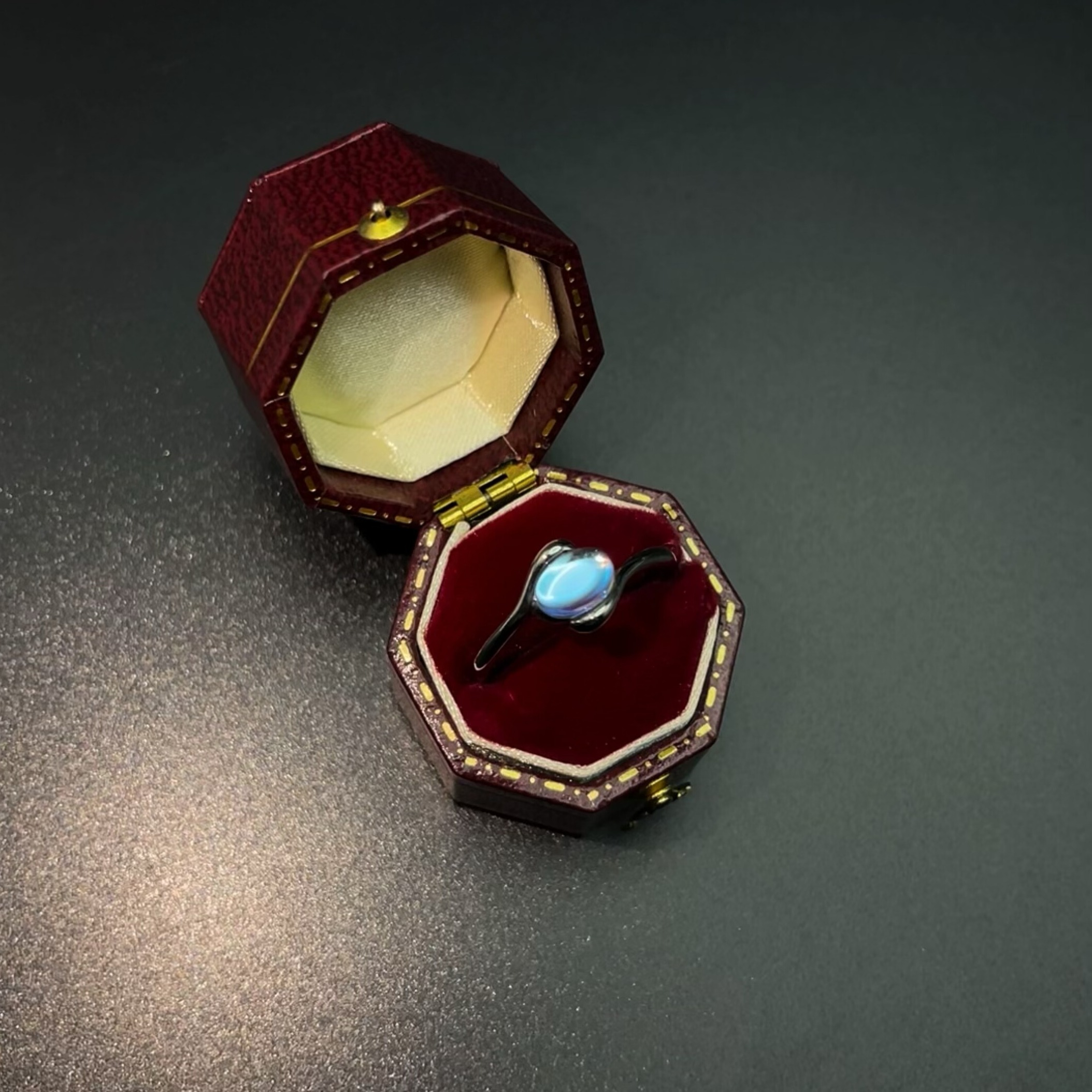 Vintage古着 Abyssal Embrace戒指