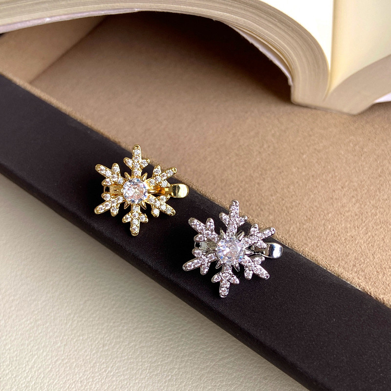 秋冬满钻爆闪雪花氛围感无耳洞耳骨夹女设计感独特精致时尚耳饰,饰品/流行首饰/时尚饰品新,耳夹,淘宝优惠券,粉丝福利购,淘宝优惠卷