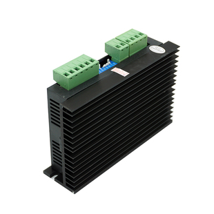 86/57步进电机驱动器DM542/DM556/MB450A通用128细分两相四线马达