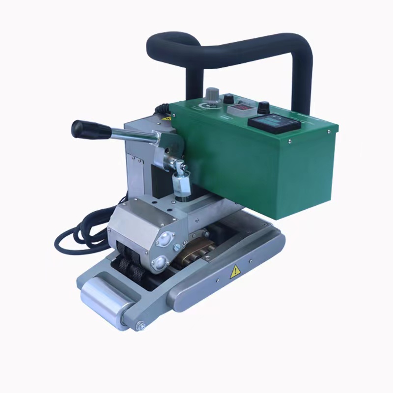 现货900土工膜焊接机 1.5mm沼气池黑膜热熔机 HDPE防渗膜爬焊机