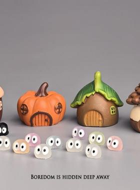 无聊瞭，摆几祇森林里房子治愈电脑桌面日式工位发疯小摆件装饰品