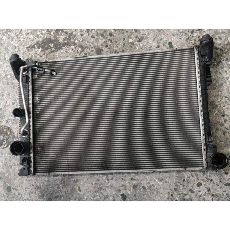 适用奔驰E200E230E260E280E300E350水箱散热网冷凝器