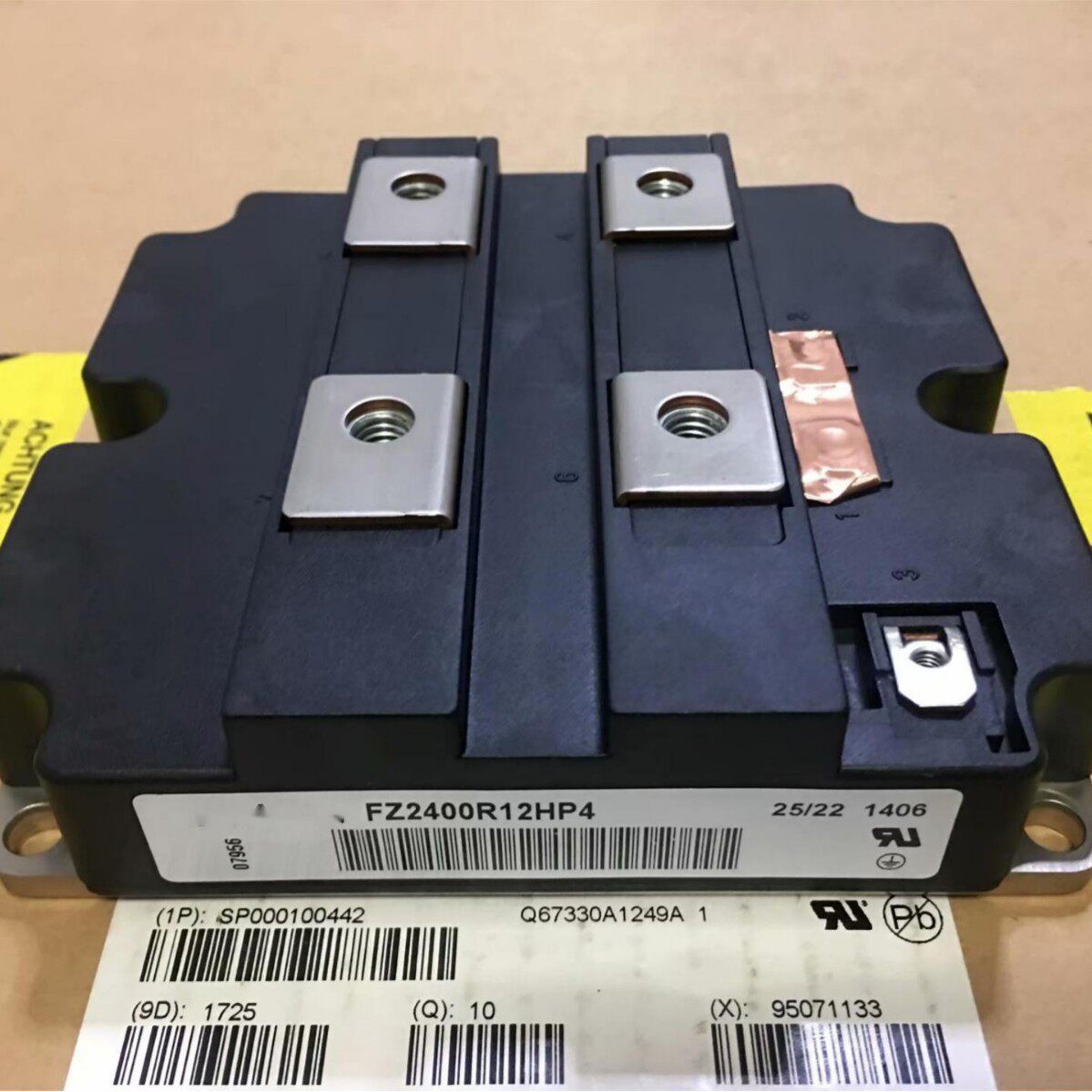 FZ2400R12HP4 FZ240012KE3 FZ2400R12HE4P_B9 FZ2400R17KE3现货