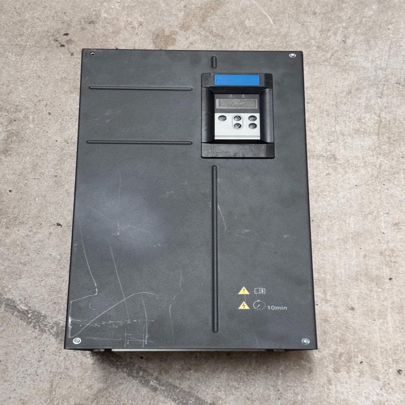 议价汇川伺服驱动器55KW IS650NT112IUX 测试
