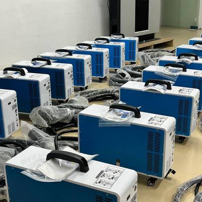 20KW 50A三相支持OCPP直流快充智能控屏移动便携式新能源充电桩