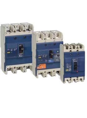 ED630E35Z00K塑壳配电3断路器NIVEZD630E500AP3T3P500A