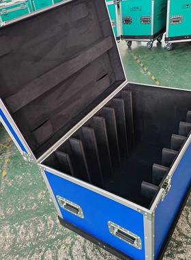 大尺寸12234生屏产7585寸航空箱液晶显示周转箱蓝色LE显示D屏航空