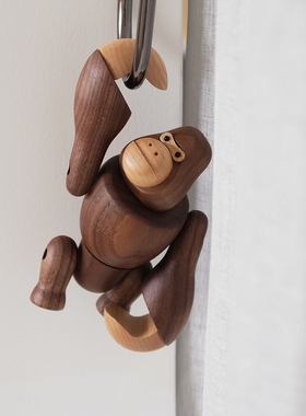 速发【大猩猩家刚】黑工桃实木手工玩偶挂件创意金居装饰礼品创木