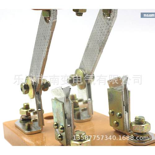 HD11F-100/38单投防误式刀开关100A黄铜厚件带盖型三相闸刀隔离