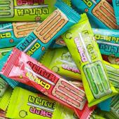 跳跳奶棒糖儿童节小零食糖果年货喜糖散装 批发牛奶草莓味棒棒糖