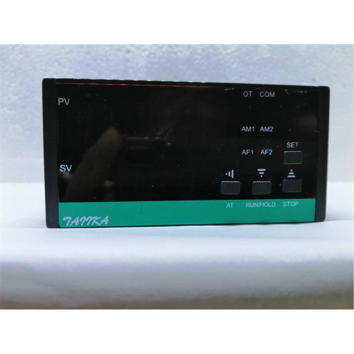 AI107C-DWPT-L-A 4~20mA输出 PT100分度 96*48横式尺寸智能温控仪