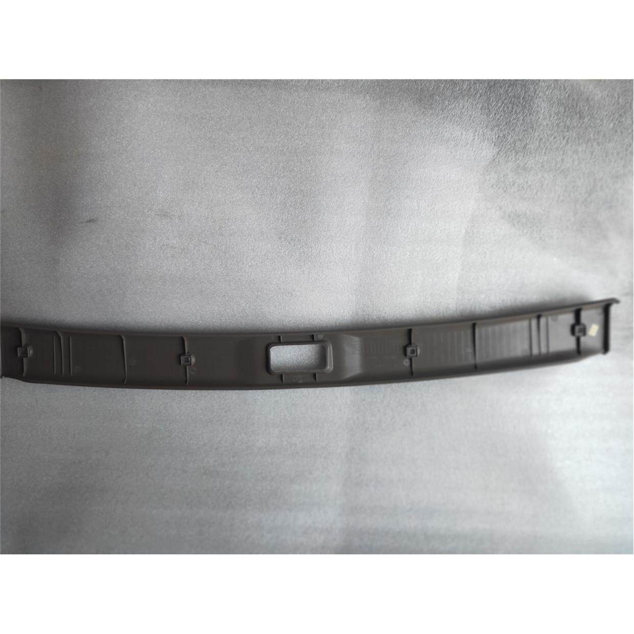 适用于东风日产尼桑阳光行李箱锁扣饰板 后备箱压条饰板盖板拆车