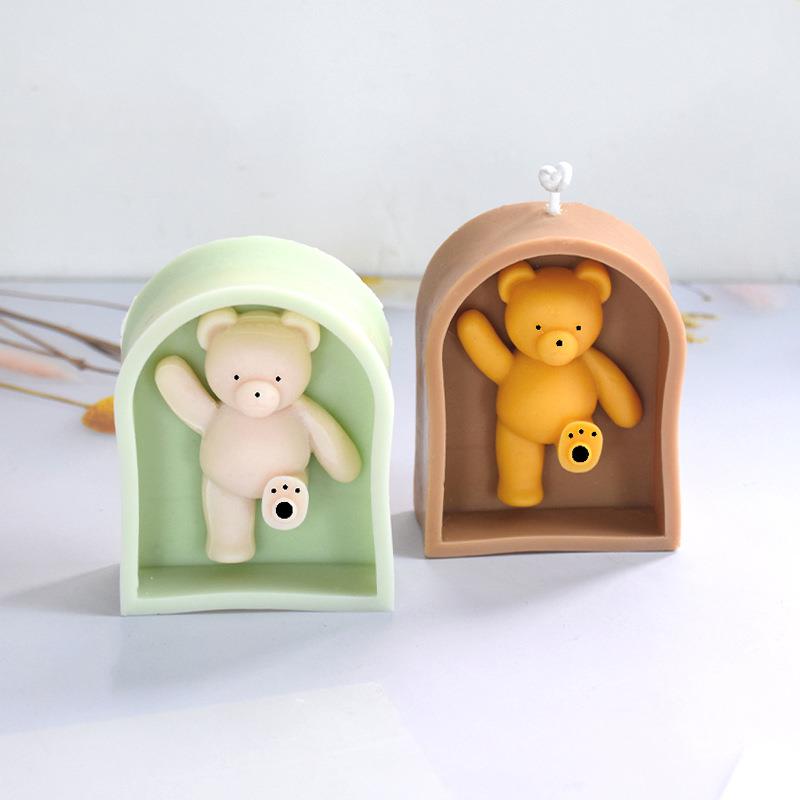 DIY拱形踢门熊硅胶模具踢腿小熊造型家居石膏香薰蜡烛摆件