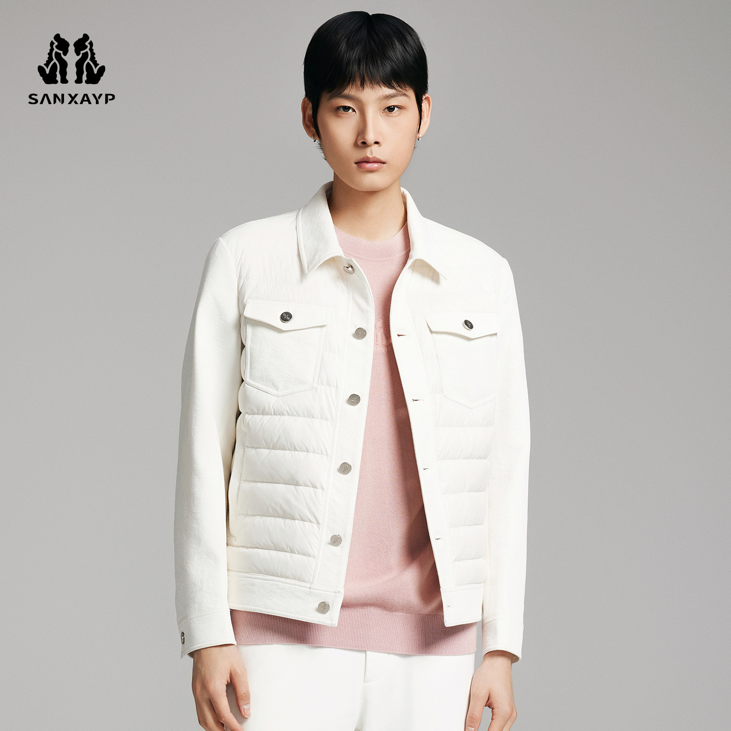 白色牛仔拼接羽绒服外套