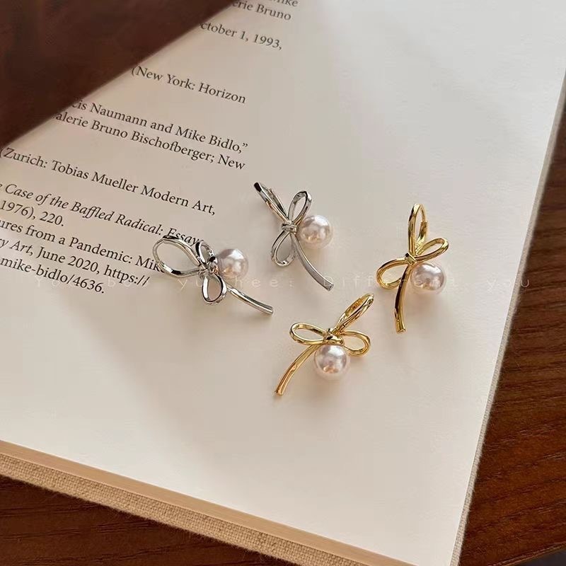 蝴蝶结珍珠耳环小众设计感高级耳坠2024新款爆款独特耳扣时尚耳饰
