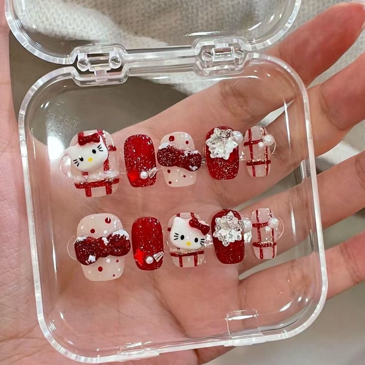 纯手工儿童穿戴甲女童美甲爆闪Hello Kitty格纹蝴蝶结雪花钻ins风