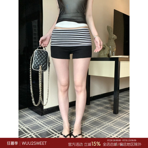 吴太甜条纹拼接翻边包臀短裤女